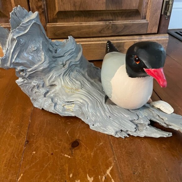 Wood Herring Gull Decor on Driftwood - Picture 2 of 9